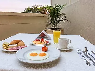 Hotel Don Jaime Cali 3*,